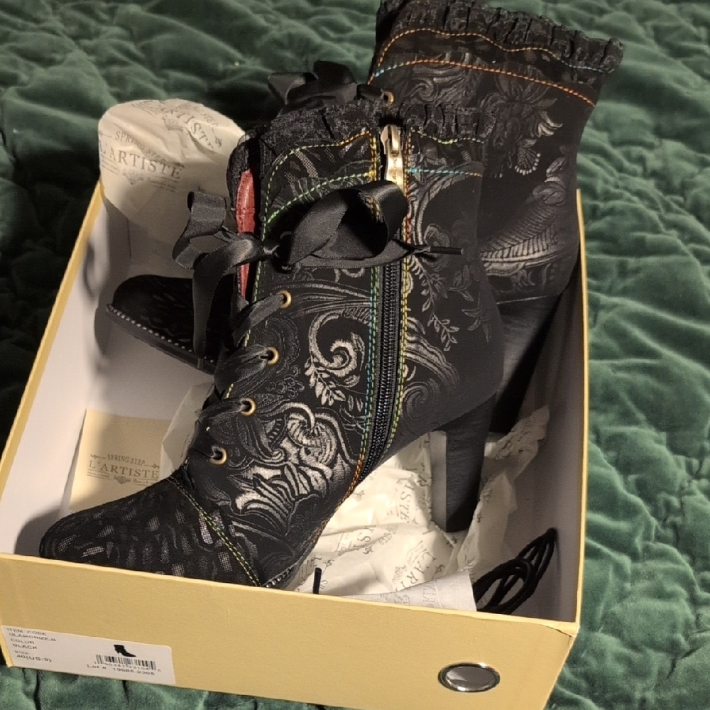 Artiste Black and Gold Embroidered Heeled Boots